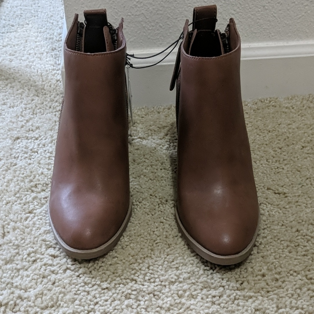 Brand New Brown/Tan Booties, Size 8.5